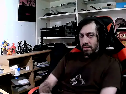 Snapshot of johnwood88 chatting on 11.13.25 johnwood88 online show from 11.13.25