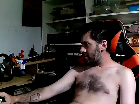 Snapshot of johnwood88 chatting on 01.12.26 johnwood88 online show from 01.12.26