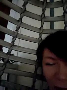 Snapshot of MeenaMoon chatting on 10.21.25 MeenaMoon online show from 10.21.25