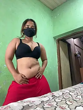 Snapshot of Black_Glow chatting on 01.12.25 Black Glow online show from 01.12.25