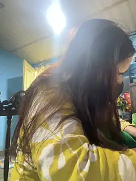 Snapshot of Black_Glow chatting on 02.11.25 Black Glow online show from 02.11.25