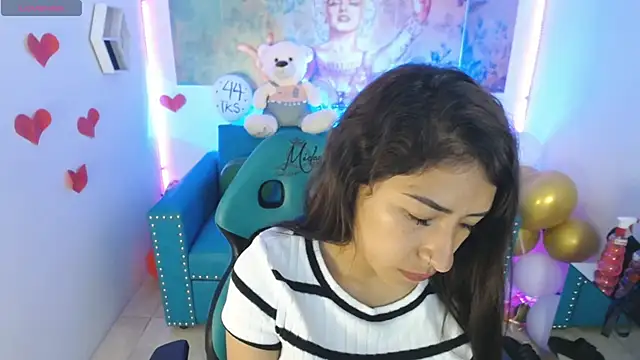 Sofi hot 4m online show from 02.27.25