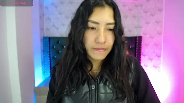 Sofi hot 4m online show from 10.09.25