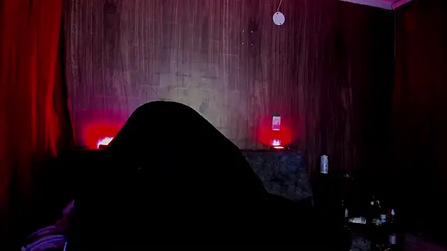 Snapshot of _mamush chatting on 06.17.26 mamush online show from 06.17.26