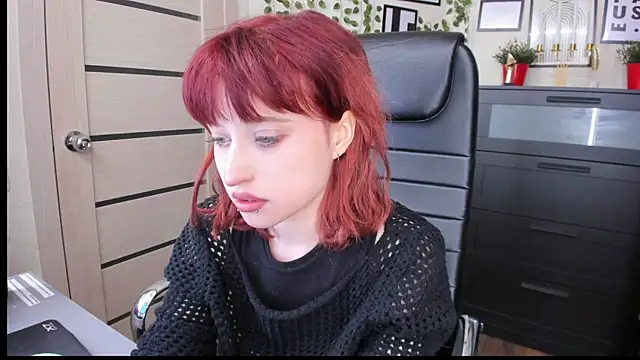 ElizaNik  online show from 04.16.26