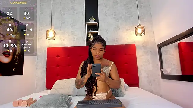 SilvannaFit online show from 03.19.25