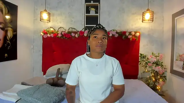 SilvannaFit online show from 10.16.25