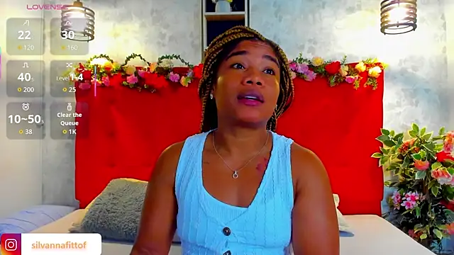 Snapshot of SilvannaFit chatting on 02.14.26 SilvannaFit online show from 02.14.26