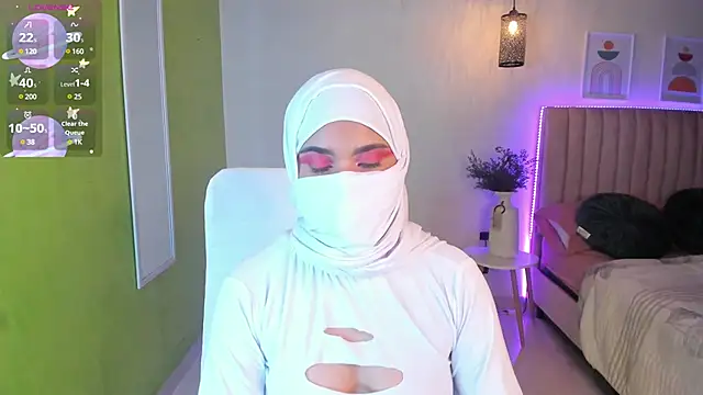 Snapshot of saray_halam chatting on 03.11.25 saray halam online show from 03.11.25