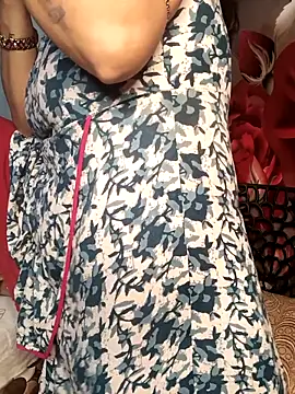Snapshot of Sneha_gril chatting on 03.10.26 Sneha gril online show from 03.10.26