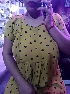 Snapshot of Sneha_gril chatting on 04.01.26 Sneha gril online show from 04.01.26