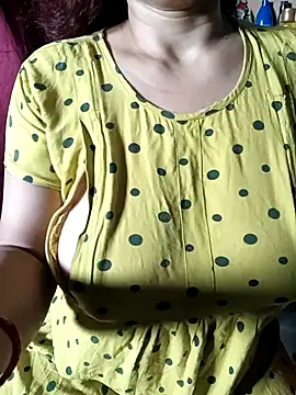 Snapshot of Sneha_gril chatting on 04.28.26 Sneha gril online show from 04.28.26