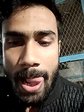 Skinny Bigass 23 online show from 12.26.24