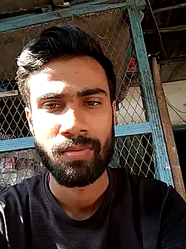 Skinny Bigass 23 online show from 12.28.24