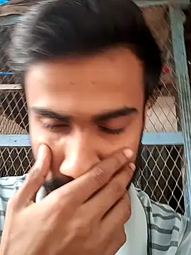 Skinny Bigass 23 online show from 12.30.24