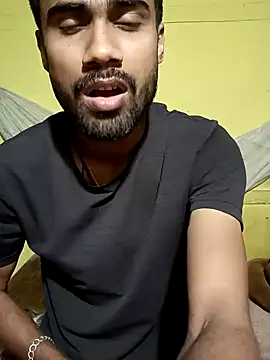 Skinny Bigass 23 online show from 01.17.25