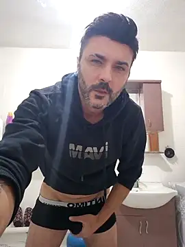 Snapshot of hot_man_eray chatting on 12.05.25 hot man eray online show from 12.05.25