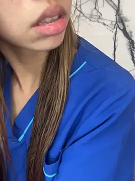 Snapshot of Aaliyah_Salma chatting on 04.22.26 Aaliyah Salma online show from 04.22.26