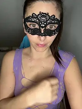 Snapshot of LeMagique- chatting on 03.20.25 LeMagique- online show from 03.20.25