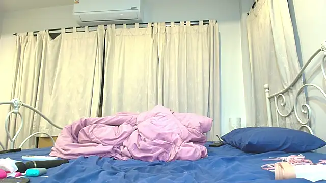 Snapshot of seo_yeon_ chatting on 01.08.25 seo yeon  online show from 01.08.25