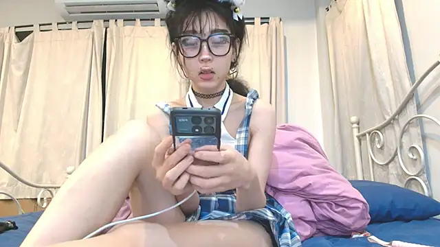 Snapshot of seo_yeon_ chatting on 01.13.25 seo yeon  online show from 01.13.25