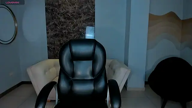 AlinaKravitz online show from 10.22.25