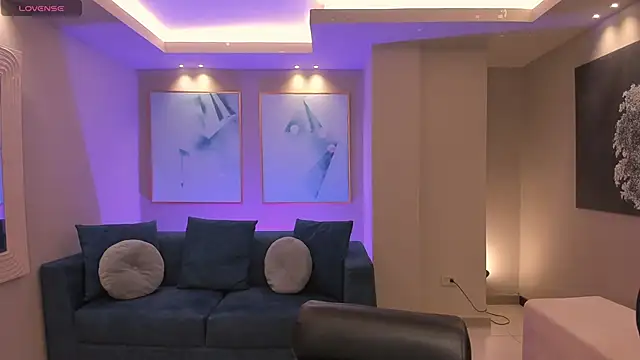 AlinaKravitz online show from 02.18.26