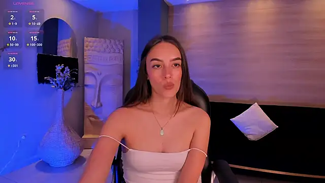 KaiaFerreira online show from 03.13.25