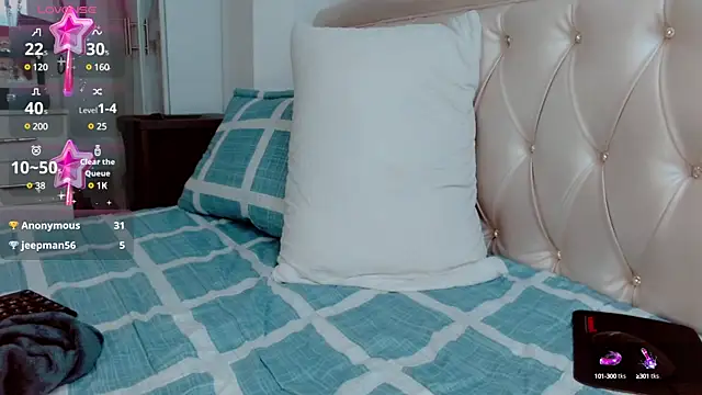 lunalovedoll  online show from 01.25.25