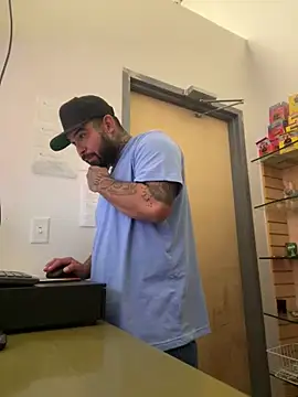 Snapshot of jr91esl chatting on 02.02.25 jr91esl online show from 02.02.25