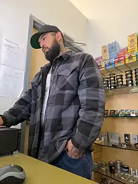 Snapshot of jr91esl chatting on 03.15.25 jr91esl online show from 03.15.25