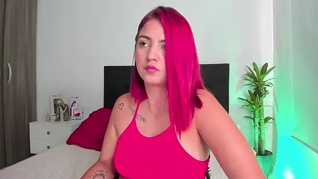 LaylaJewel online show from 01.15.25