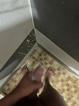 mylovetr1 online show from 02.12.25