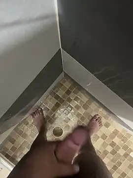 mylovetr1 online show from 10.13.25