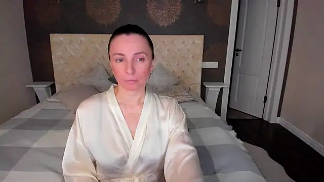 AllisonWilliams online show from 12.13.24