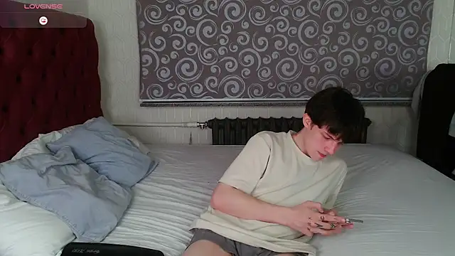 iwillfall online show from 04.08.26