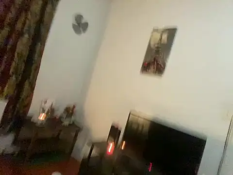 Snapshot of mackmillandhisjills chatting on 01.12.25 mackmillandhisjills online show from 01.12.25