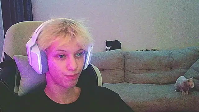 Ostin meow online show from 12.22.24