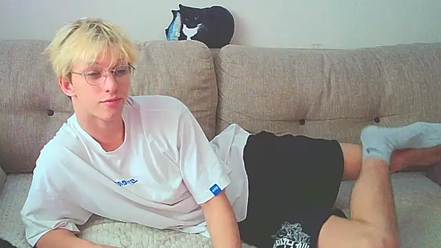 Ostin meow online show from 12.28.24