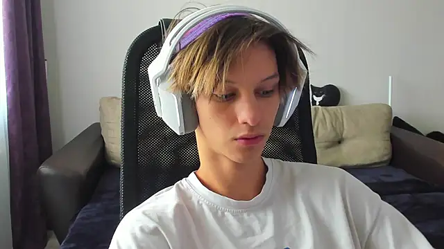 Ostin meow online show from 09.23.25