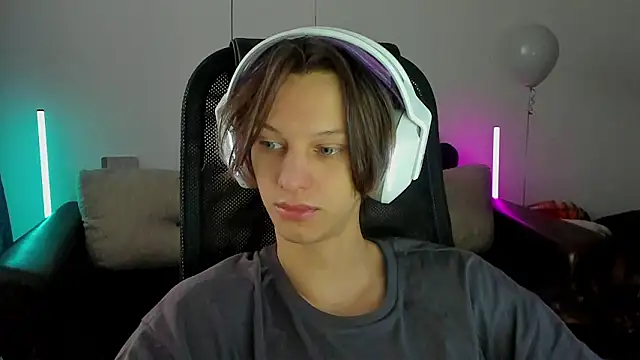 Ostin meow online show from 01.17.26