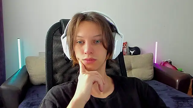 Snapshot of Ostin_meow chatting on 03.03.26 Ostin meow online show from 03.03.26