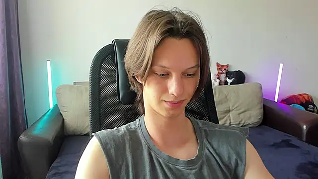 Snapshot of Ostin_meow chatting on 05.28.26 Ostin meow online show from 05.28.26