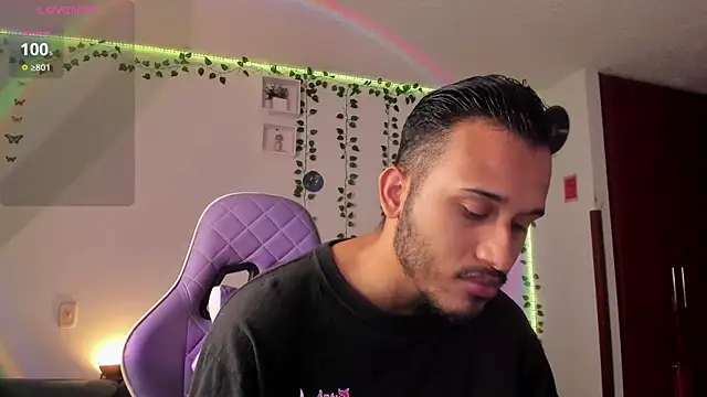 Raf brunette online show from 01.13.25