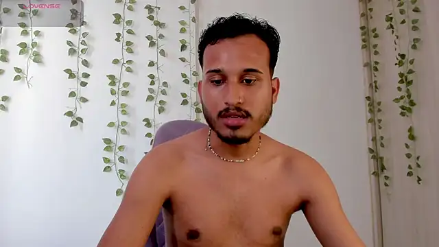 Raf brunette online show from 09.11.25