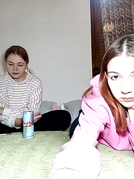 ella grays online show from 10.18.25