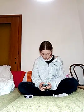 ella grays online show from 12.19.25