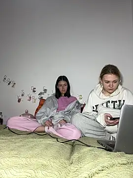 ella grays online show from 03.27.26