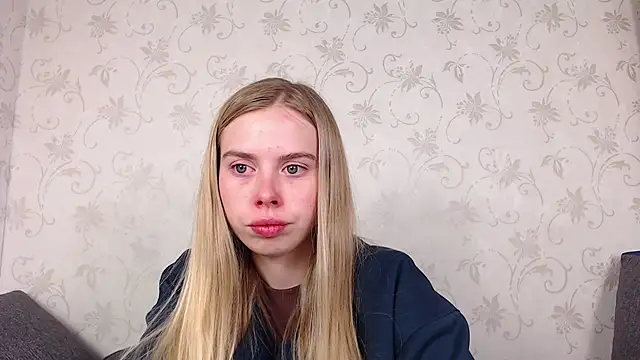 Snapshot of sofiaa_here chatting on 05.12.26 sofiaa here online show from 05.12.26