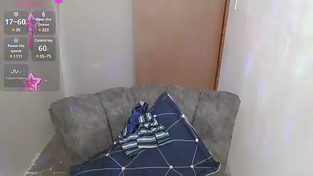 Snapshot of tanjiro_cute chatting on 12.21.24 tanjiro cute online show from 12.21.24